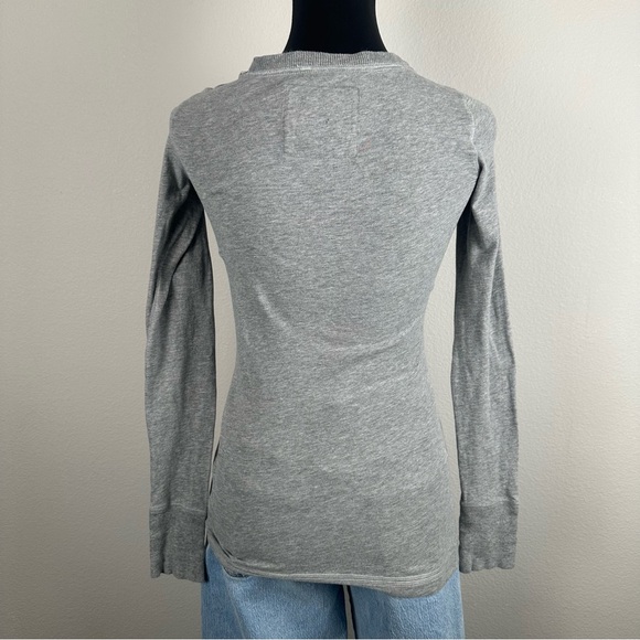 Abercrombie & Fitch Top Womens Small Grey Long Sleeve V-Neck Y2K Bella Swan VTG - Picture 7 of 12